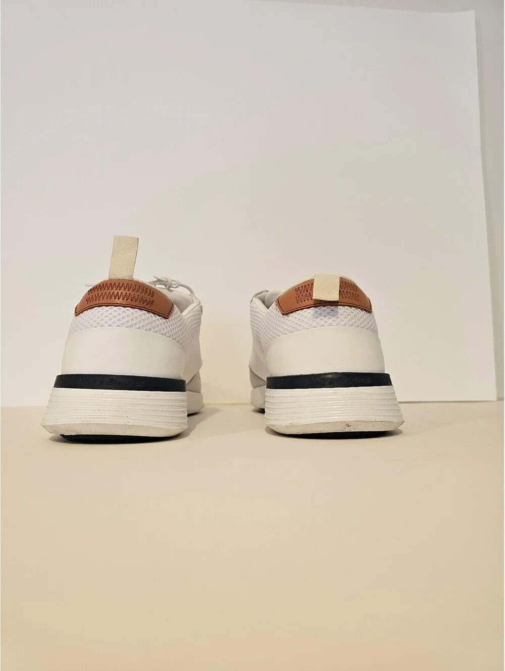 Mens Wolf and Shepherd Size 14